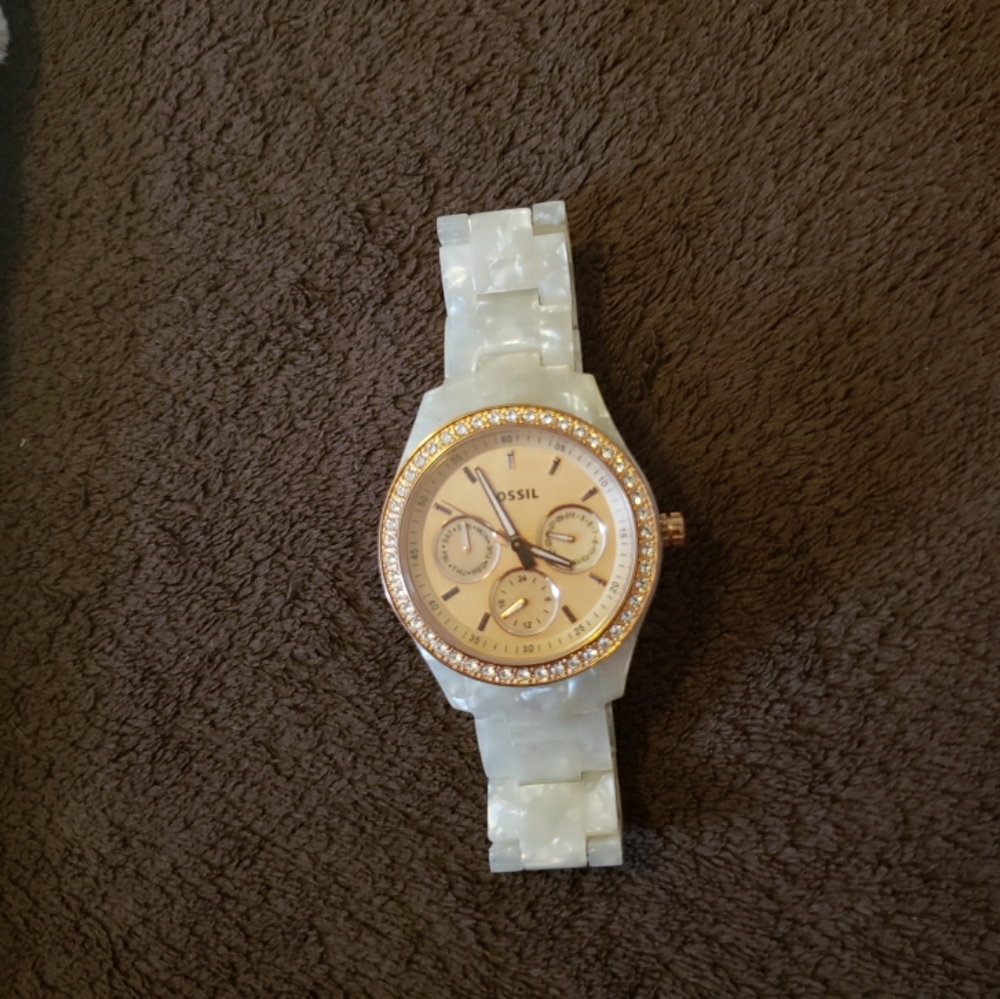Fossil White Pearl Watch
